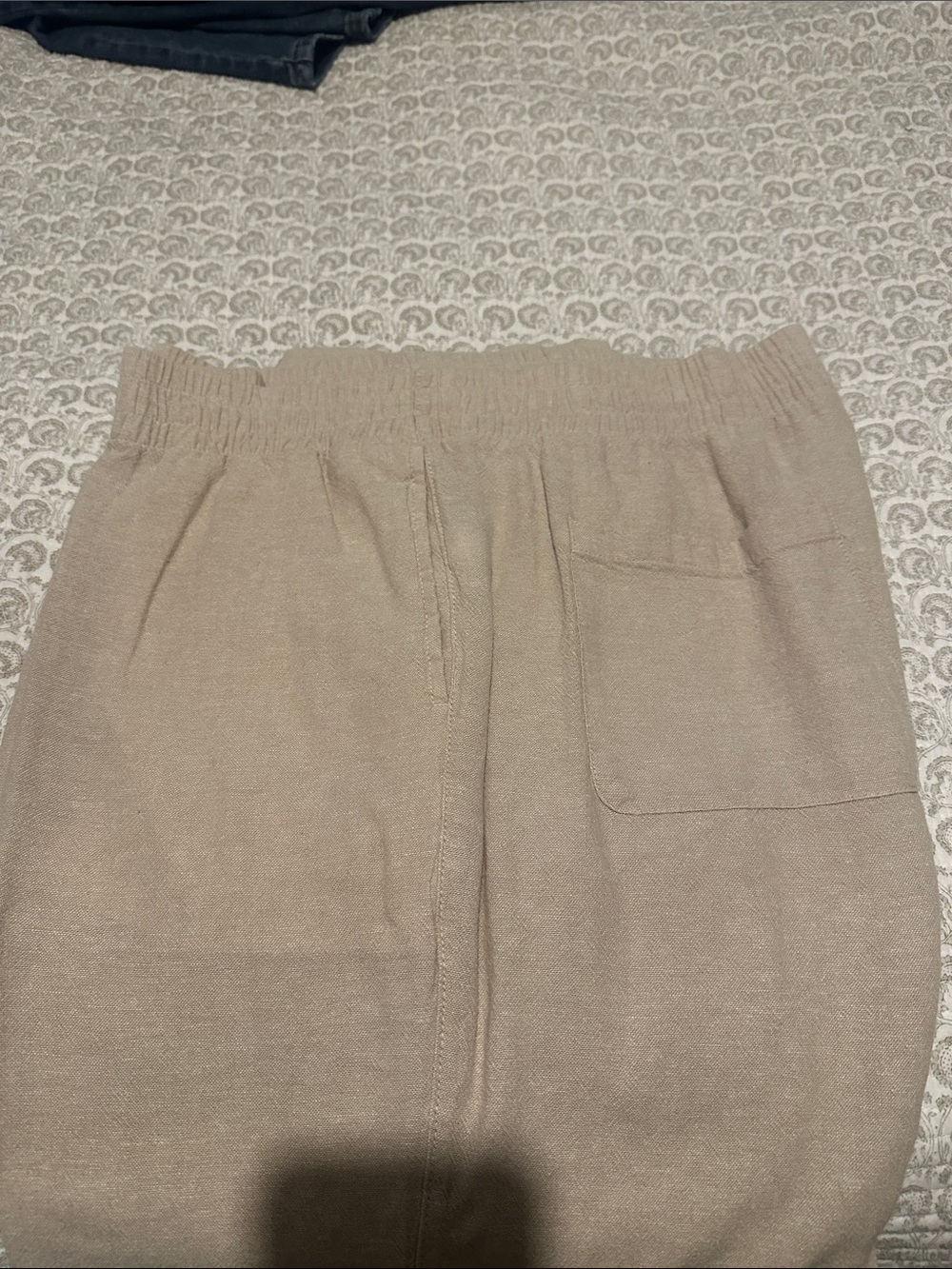 Old Navy Women's Straight-Leg Elastic-Waist Pants in Tan